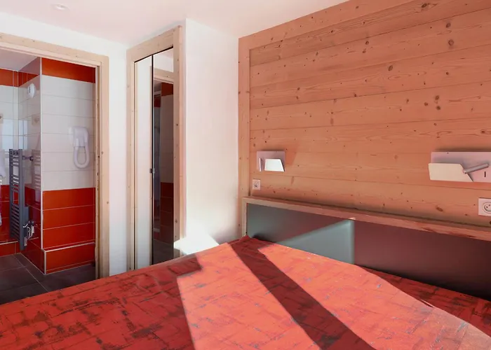 Apartament Renove Pres Des Pistes Avec Espace Bien-etre Et Parking - Fr-1-181-1115 *