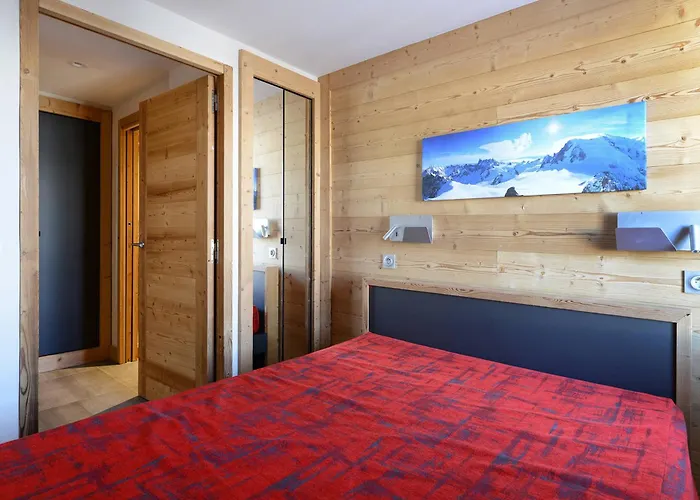 Renove Pres Des Pistes Avec Espace Bien-etre Et Parking - Fr-1-181-1115 * La Plagne