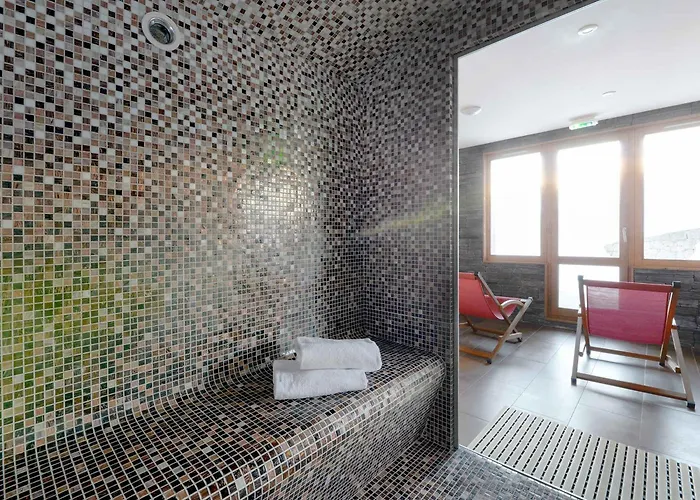 Lägenhet Renove Pres Des Pistes Avec Espace Bien-etre Et Parking - Fr-1-181-1115 La Plagne